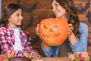 Fototapeta premium Mom and daughter ready for Halloween