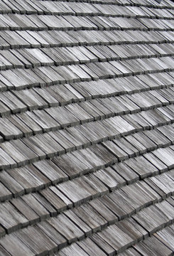 COPERTURA IN SCANDOLE DI LEGNO