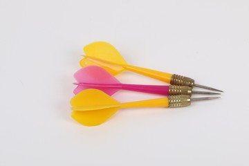 drei Dartpfleile