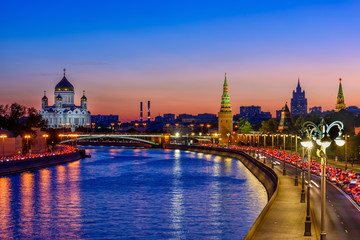 Fototapeta na wymiar Sunset view of Cathedral of Christ the Savior, Moscow Kremlin and Moscow river in Moscow, Russia