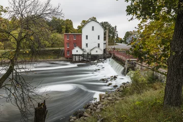 Canvas schilderij Molens Old Flour Mill and Dam  © johnsroad7