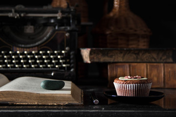 Green rock keeps the right page :)