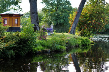 Obraz premium Gazebo by the water