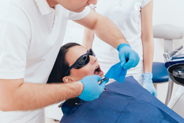 Dentistry cofferdam installation procedure.