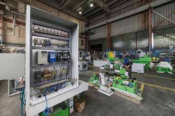 Electrical cabinet, the assembly of the electrical control system of a metalworking machine.