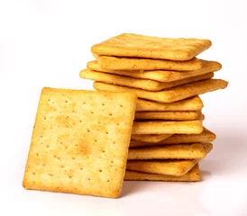 Foto op Canvas Close up the healthy  whole wheat cracker on white background © Cozine