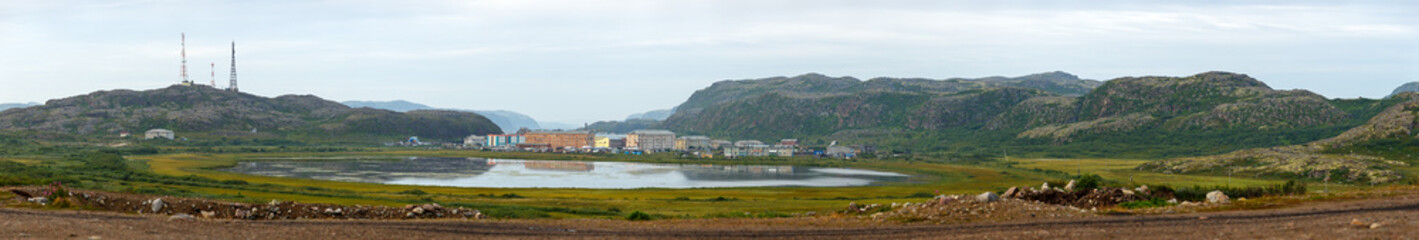 Fototapeta premium Panoramic view of the Arctic village of Teriberka, Kola Peninsula, Russia.