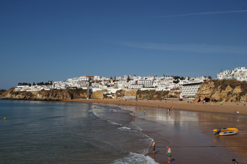 Der Stadtstrand in Albufeira