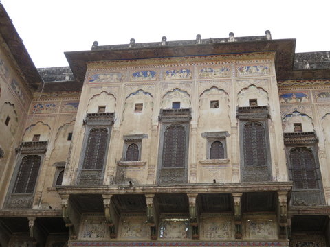 old facade in Mandawa, India