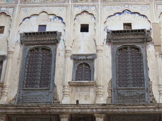 Old facade in Mandawa, India