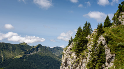 Mountain views. Between huts and nature