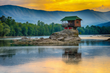 Lonely house on the river Drina in Bajina Basta, Serbia - obrazy, fototapety, plakaty