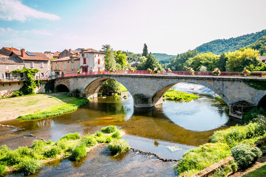 เลือกดูภาพถ่ายสต็อก เวกเตอร์ และวิดีโอ1,111