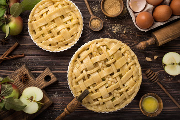 cooking apple pie