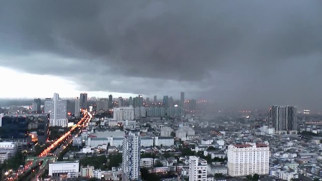 Gewitter &uuml;ber Bangkok