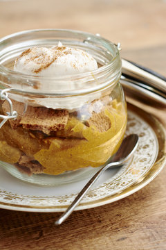 Pumpkin Pie in a Jar with Ginger Snaps