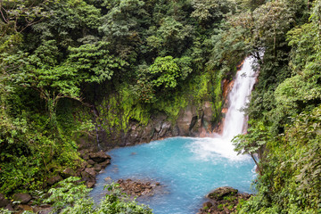 Obraz premium Rio Celeste Waterfall