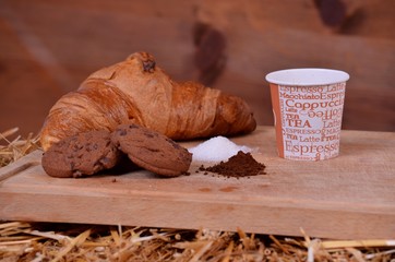 breakfast, croissant, coffee, food, bread,sugar, candle, cup, board, brown, wood