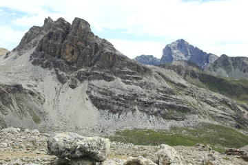 Val d´Agnel, Blick von der Fourcla digl Leget
auf Corn Alv und Piz Julier.