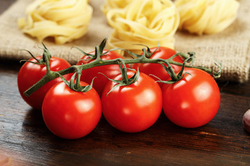 tomato and tagliatelle