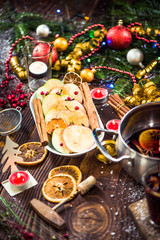 Obraz na płótnie Canvas Apple with cinnamon,Thanksgiving and Christmas