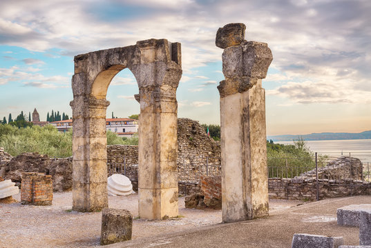 Roman ruins Grotte di Catullo or Grotto at Sirmione, Lake Garda, Northern Italy.