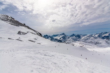 Fototapeta premium Over Les 2 Alpes