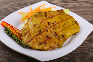Grilled meat with green curry