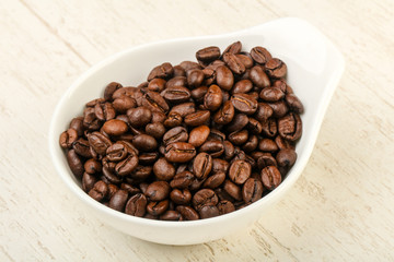 Roasted coffee beans