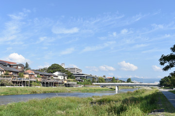 御池から見た二条大橋