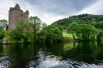 Fototapeta na wymiar Urquhart Castle on Loch Ness