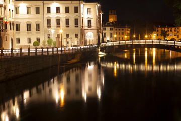 Fototapeta na wymiar Treviso night scene