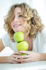 Fototapeta premium Woman in braces 
