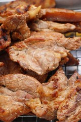 Roasted pork is delicious in the market