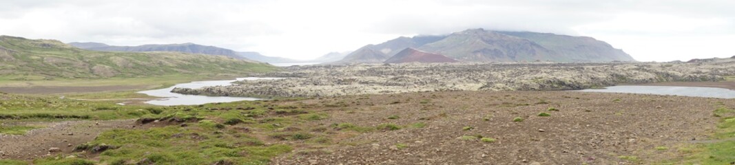 Landschaft auf der Snaefellsnes Halbinsel im Westen Islands - Lavafeld Beserkjahraun