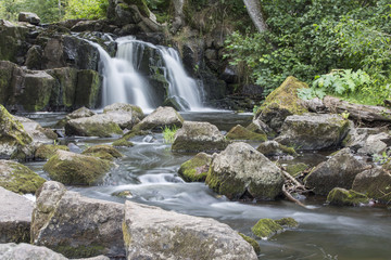 Fototapeta na wymiar Hallamöllan waterfalls