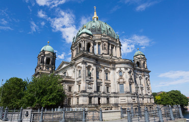 Fototapeta na wymiar Berlin Cathedral against Vlue Sky