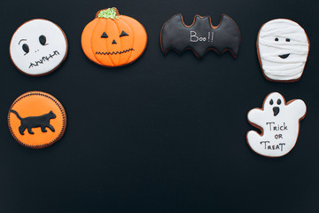 Gingerbreads for Halloween: Mummy, bat, pumpkin, ghost, black cat