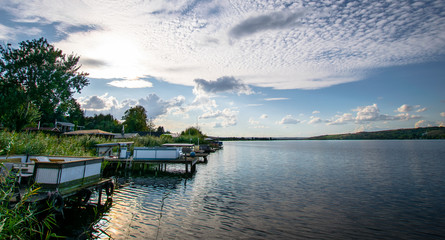 Seelandschaft mit Steg