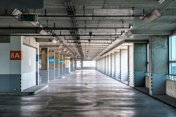 Obraz premium Big car park interior