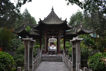 The view around Xi'an Great Mosque, considered as one of the most important place for Chinese Muslims in China. Pic was taken in September 2017. Translation: "Xi'An Mosque"