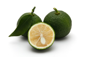 ゆず 柑橘類, 緑色のゆず果実