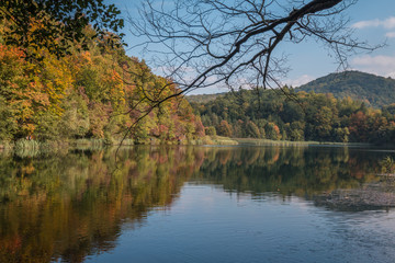 Fototapeta na wymiar Autumn in Lake Plitvice 