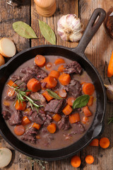 beef cooked with wine and carrot