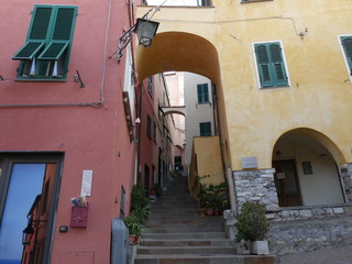 Cervo - salita per il borgo