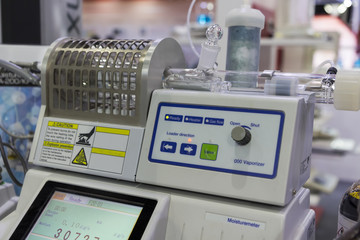 Chemical Coulometric Moisture Meter