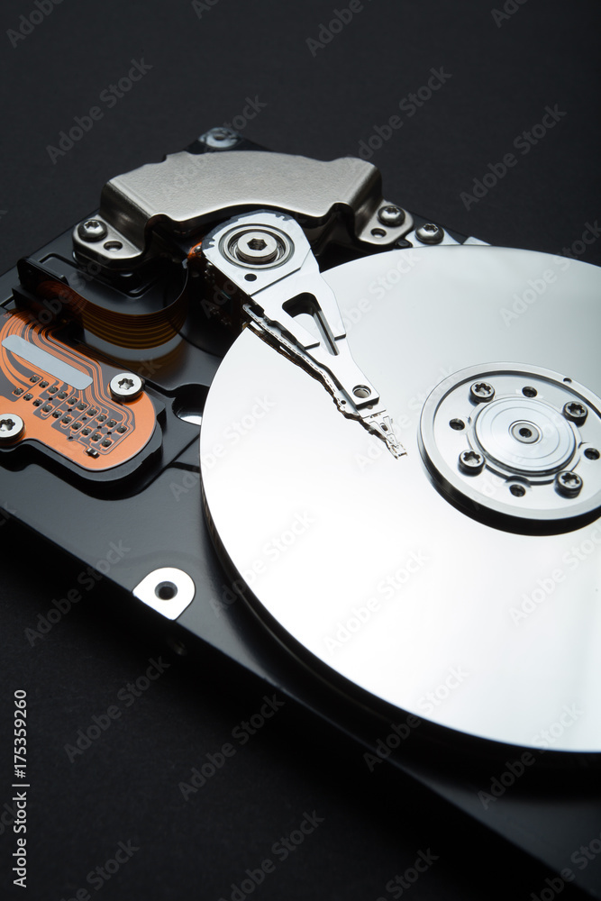 Aufkleber disassemble hard drive from the personal computer. security, protection and backup of data.