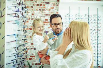 Family in optics store