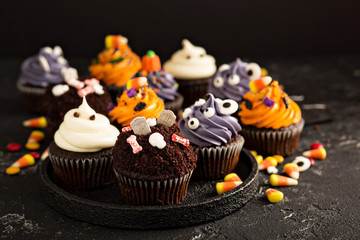 Festive Halloween cupcakes and treats