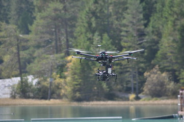 Drohne am Toblacher See